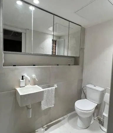 Loft Barcelona Beach Minimum Rental 31 Days Only Apartment *